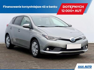 Toyota Auris II Hatchback 5d Facelifting 1.8 Hybrid 136KM 2016