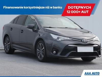 Toyota Avensis III Sedan Facelifting 2015 2.0 D-4D 143KM 2016