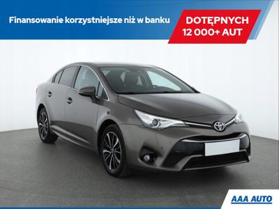 Toyota Avensis III Sedan Facelifting 2015 2.0 D-4D 143KM 2018