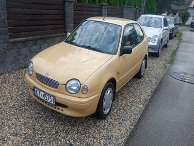 Toyota Corolla VIII Sedan 1.3 86KM 1998