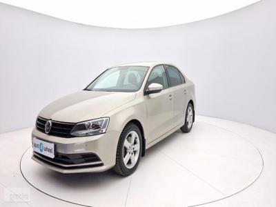 Volkswagen Jetta 2.0 TDI 110KM FV23 czujniki, klima, alu, isofix, bt