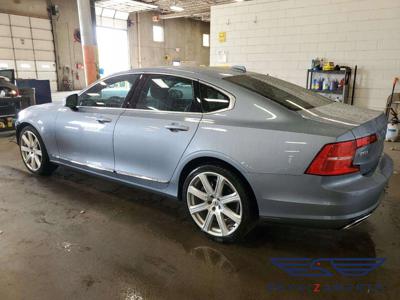 Volvo S90 II Sedan 2.0 T6 320KM 2017