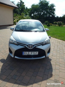 2015 Toyota yaris prestige 1.3