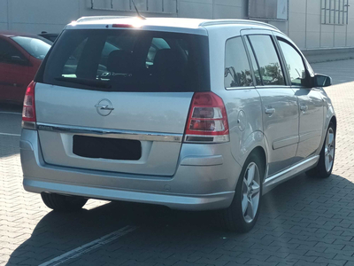 Opel Zafira 2008 1.8 299193km Samochody Rodzinne