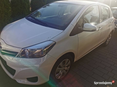 Toyota Yaris 1,3 benzyna