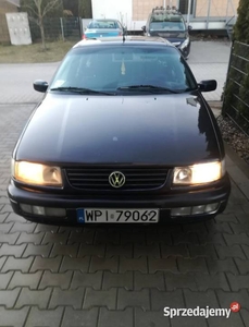 Volkswagen Passat B4 1996 LPG 1.8 90 KM kombi