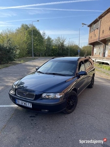 Volvo V70 II 2.3t AWD