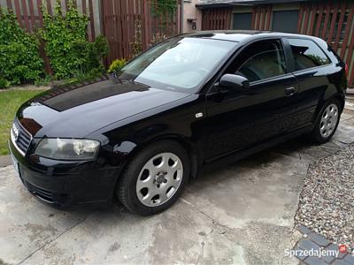 AUDI A3 1,6 2004