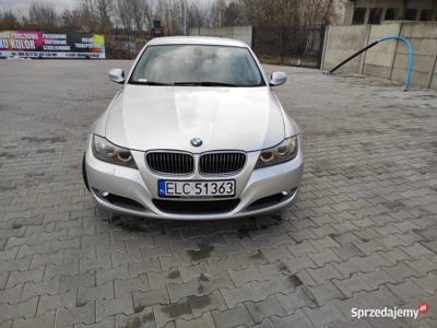 BMW 318i 2.0 benzyna 2009 rok