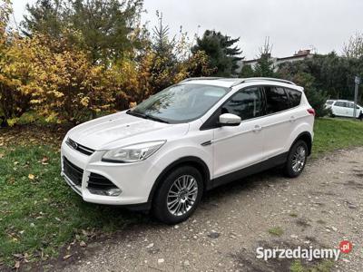 Ford Kuga * Klima * Navi * Skóra * Panorama * Park Asist*