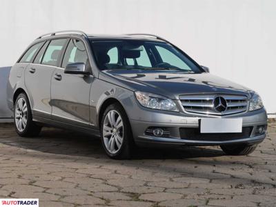 Mercedes C-klasa 1.8 201 KM 2010r. (Piaseczno)