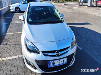 Opel Astra IV 1.4 T Kombi-Enjoy + Fabryczna instalacja LPG