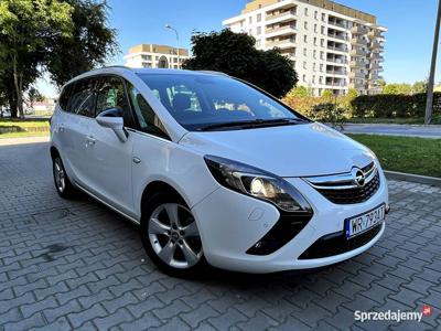 Opel Zafira Nawigacja, bixenony, czujniki parkowania