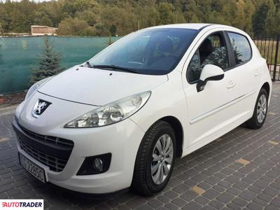 Peugeot 207 1.4 diesel 68 KM 2011r.