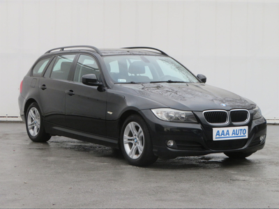 BMW 3 2010 318 i 180063km Kombi