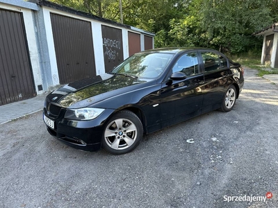 Bmw e90 320i 150km pali i jeździ