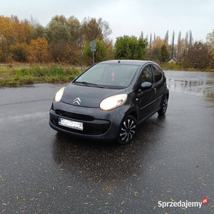 Citroen C1 ekonomiczny długie opłaty i przegląd