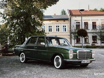 Mercedes w114 w115 200d 1976r oldtimer klasyk retro vintage