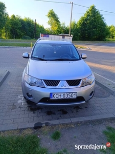 Mitsubishi Outlander 2