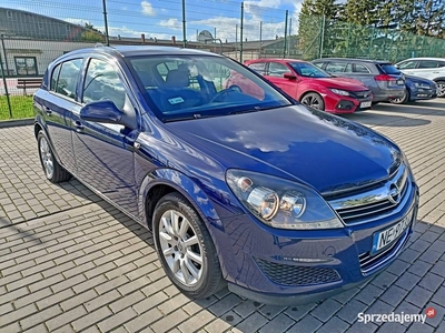 Opel Astra 1.6 115KM 2012! Klimatyzacja! Zarejestrowana!