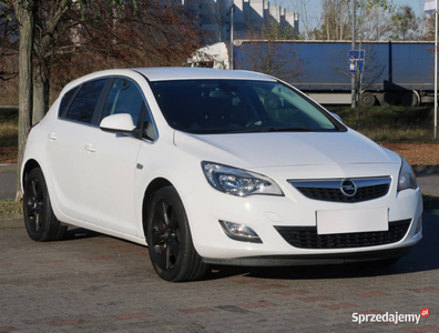 Opel Astra 1.6 T