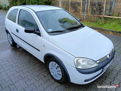 Opel Corsa 2003rok wspomaganie bez rdzy