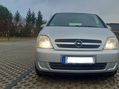 Opel Meriva 1.6 sprowadzony klimatyzacja 2005r