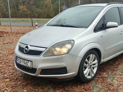 Opel Zafira 1,9 CDTI klimatyzacja 7-osób