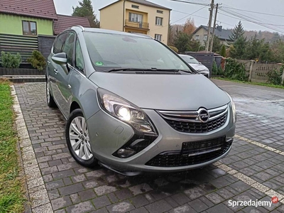 Opel Zafira 2.0 cdti Cosmo