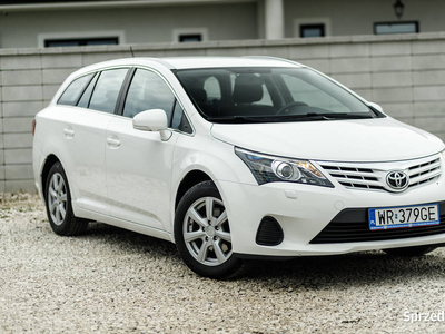 Toyota Avensis Combi 1.8 Life