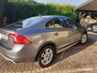 Volvo S60 Cross Country D4