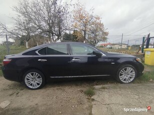 LEXUS LS 600h