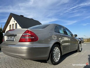 Mercedes-Benz E 240 W211 Stan kolekcjonerski 2.6 V6 benz 177KM