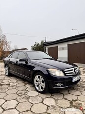 Mercedes C220 170km automat 260 tys km duża navi super stan