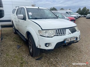 MITSUBISHI L200 2.5 DI-D 136 Instyle AV367