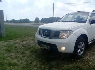 nissan pathfider 4x4