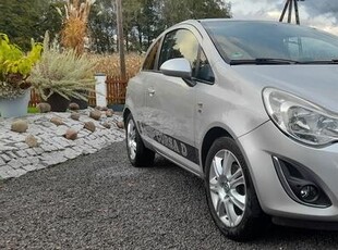 Opel Corsa D 1,4 benzyna 2012