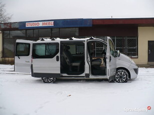 Renault TRAFIC 6 OSÓB SALON PL 1 WŁAŚCICIEL