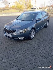 Skoda superb 2.0 TDI.