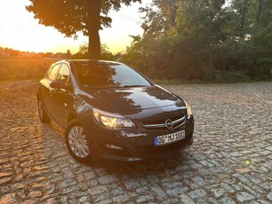 Używany Opel Astra 2014