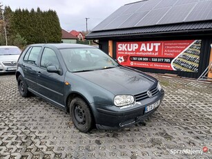 Volkswagen Golf 1.4 00r 1 / 9