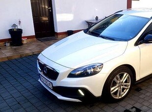 Volvo V40 II Cross Country D3 150KM