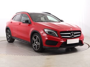 Mercedes-Benz Klasa GLA I , Salon Polska, Automat, VAT 23%, Skóra, Navi, Xenon,