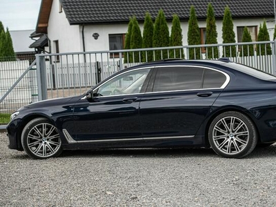 BMW 750