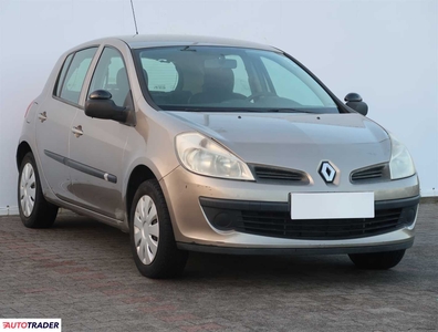 Renault Clio 1.1 73 KM 2008r. (Piaseczno)