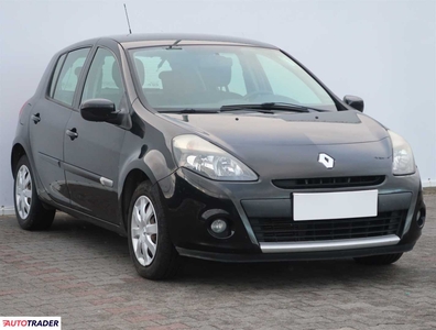 Renault Clio 1.5 73 KM 2012r. (Piaseczno)