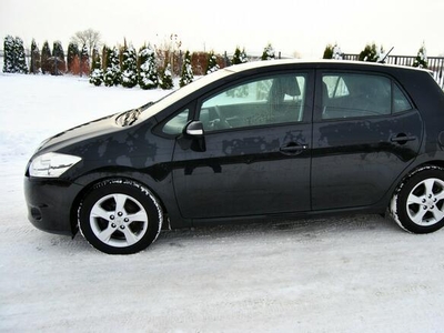 Toyota Auris Zarejestrowany w Polsce * Klimatyzacja * 5 drzwi * 2 komplety kół