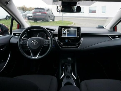 Toyota Corolla Sedan 1.8 Hybrid 122KM Comfort I właściciel f.VAT