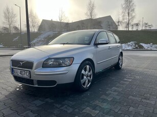 Volvo V50 2.0D 136 KM, bogata wersja, 6 biegów, tempomat,czujniki park