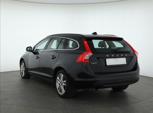 Volvo V60 2012 D3 2.0 313302km Kombi